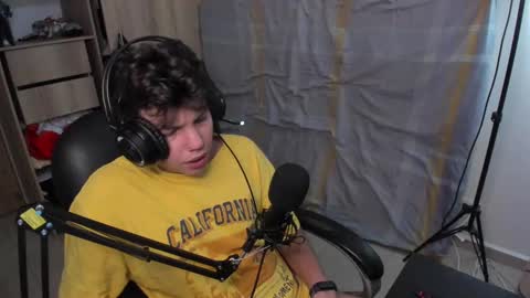 Snapshot of yurii_moody chatting on March 11, 2025, 9:48 pm yurii_moody online show from March 11, 2025, 9:48 pm