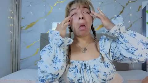 Snapshot of yutori_ chatting on October 15, 2025, 2:55 am Yutori online show from October 15, 2025, 2:55 am