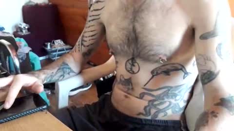 Yuumi online show from February 20, 2026, 7:03 pm