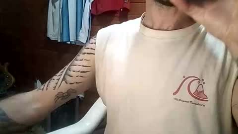 Yuumi online show from April 21, 2026, 4:08 am