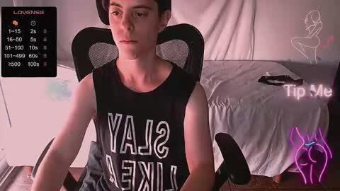 Yuyu online show from February 27, 2026, 9:04 pm