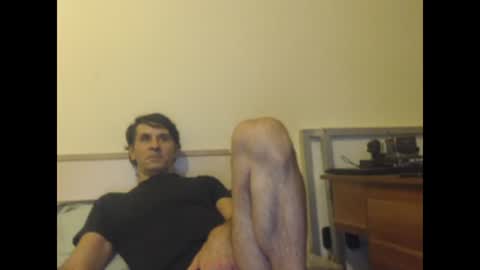 yvesstorm5 online show from January 4, 2025, 4:22 pm