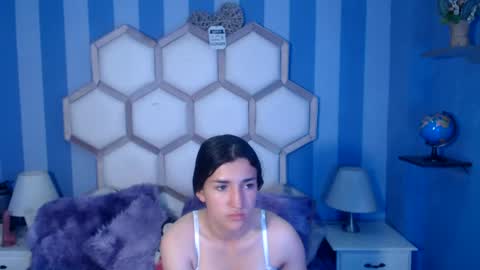 yvi online show from July 15, 2026, 12:43 pm