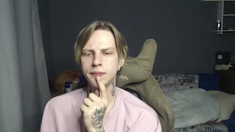 Toshka online show from November 12, 2025, 4:07 pm