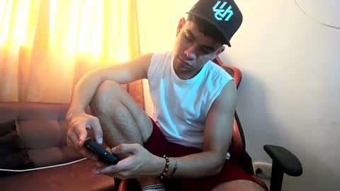 Snapshot of zac_joness chatting on March 9, 2025, 1:04 pm zac online show from March 9, 2025, 1:04 pm