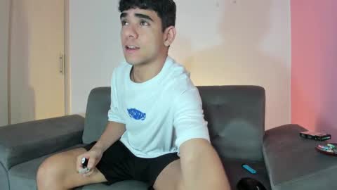 Snapshot of zac_joness chatting on September 14, 2025, 8:57 am zac online show from September 14, 2025, 8:57 am