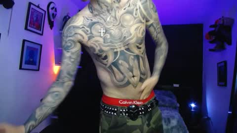 zac_muller1 online show from November 28, 2025, 8:17 am