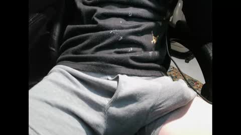 zach52590 online show from October 30, 2025, 12:17 pm