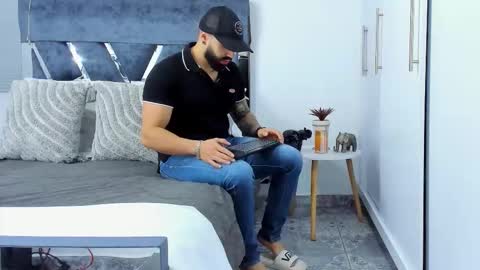 Richard online show from December 3, 2025, 12:25 pm