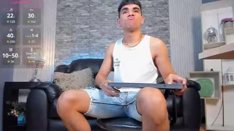 zack_joness10 online show from March 15, 2026, 3:45 am