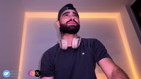 zack_sullivan22 online show from September 24, 2025, 1:53 am