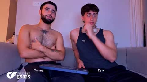 zack_sullivan22 online show from April 15, 2026, 11:38 pm