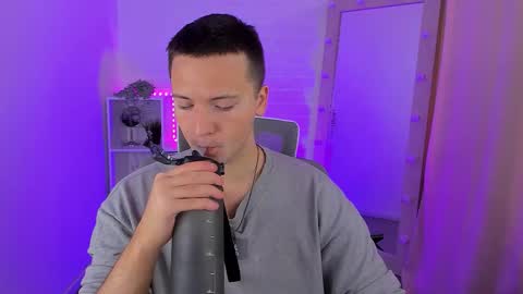 Zack online show from September 23, 2025, 6:27 am