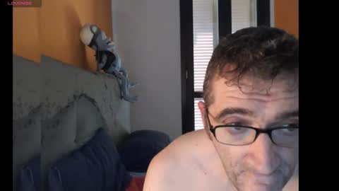 Snapshot of zackhot31 chatting on September 28, 2025, 7:36 am Ivan online show from September 28, 2025, 7:36 am