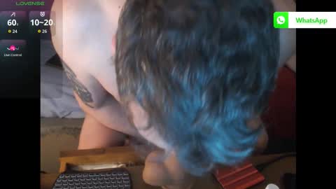 Snapshot of zackhot31 chatting on October 9, 2025, 4:27 pm Ivan online show from October 9, 2025, 4:27 pm