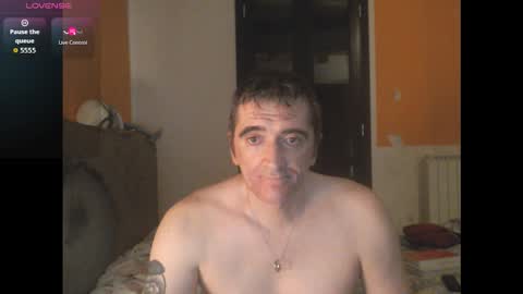 Snapshot of zackhot31 chatting on October 19, 2025, 1:17 am Ivan online show from October 19, 2025, 1:17 am