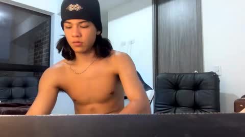 zackss_player online show from September 22, 2025, 11:18 pm