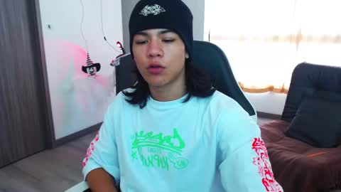 zackss_player online show from October 28, 2025, 3:36 pm