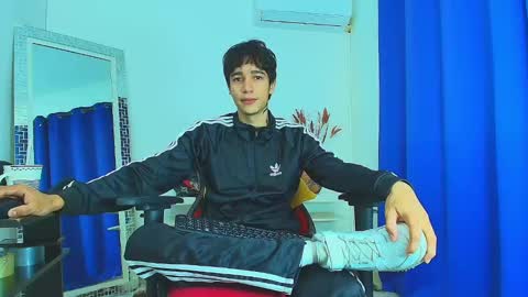 zack online show from February 19, 2025, 11:36 pm