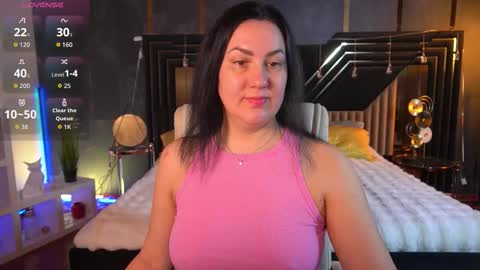 Zafiramoonn online show from March 25, 2026, 7:03 am