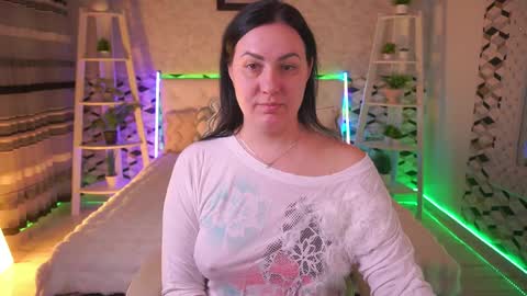 Zafiramoonn online show from April 7, 2026, 5:30 am