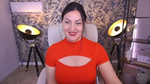 Zafiramoonn online show from July 19, 2026, 2:10 pm