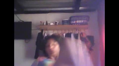 Zafiro online show from December 1, 2025, 7:19 pm