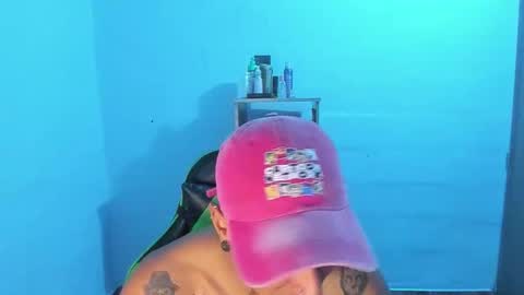 BiG Zafiro online show from November 23, 2025, 2:17 pm