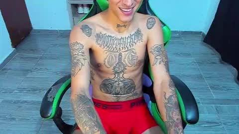 BiG Zafiro online show from March 19, 2026, 3:27 pm