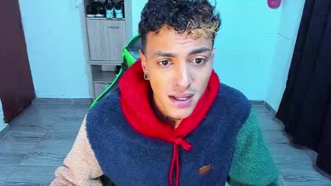 BiG Zafiro online show from March 22, 2026, 11:02 am