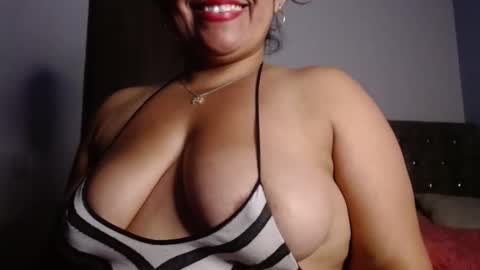 Snapshot of zahi_willx chatting on September 22, 2025, 3:19 am Zahi ... wants to play with everyone...yessss online show from September 22, 2025, 3:19 am