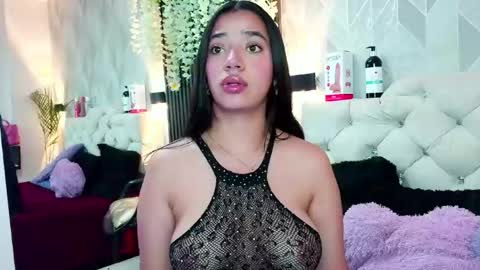 Zaira Bonny online show from June 18, 2026, 3:05 pm