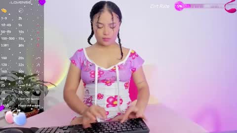 Snapshot of zaira_montero chatting on December 17, 2024, 6:02 am Zaira online show from December 17, 2024, 6:02 am