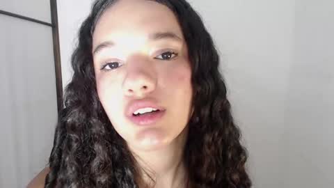 Snapshot of zairaglow chatting on October 15, 2025, 4:29 pm Zaira Pussy extreme online show from October 15, 2025, 4:29 pm