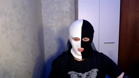 Snapshot of zaki_xx chatting on February 15, 2026, 1:41 pm zaki online show from February 15, 2026, 1:41 pm