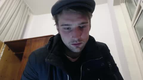 zakonezach online show from February 1, 2025, 10:34 pm