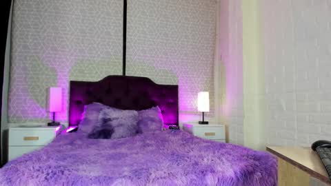 Zamara Kleii online show from March 9, 2026, 4:27 am