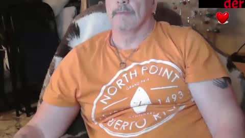Snapshot of zander007 chatting on June 3, 2026, 3:50 pm zander007 online show from June 3, 2026, 3:50 pm