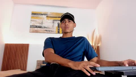 Zander online show from March 28, 2026, 2:16 pm