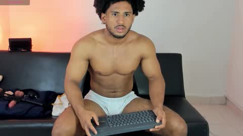 Zane Lux online show from March 24, 2026, 12:32 pm