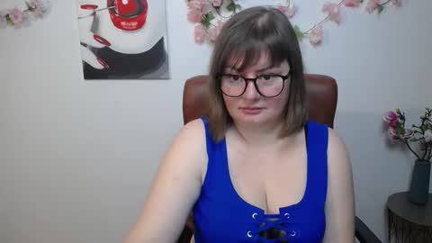 zannadreil online show from November 12, 2025, 7:57 pm