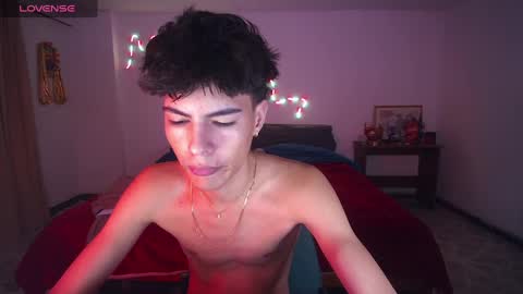 Snapshot of zanty2308 chatting on January 31, 2025, 12:06 am Tiiago Mallz online show from January 31, 2025, 12:06 am