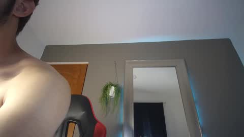 Snapshot of zanty2308 chatting on October 6, 2025, 2:20 am Tiiago Mallz online show from October 6, 2025, 2:20 am