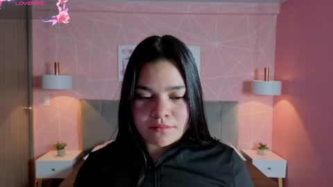 Snapshot of zara__sweet chatting on June 29, 2026, 1:33 pm Zara Sweet online show from June 29, 2026, 1:33 pm