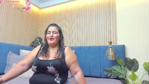 Snapshot of zara_milf_ chatting on July 8, 2026, 12:20 pm zara online show from July 8, 2026, 12:20 pm