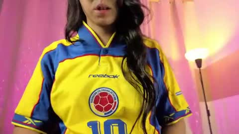 Snapshot of zaradulce chatting on June 17, 2026, 12:07 pm Zara . online show from June 17, 2026, 12:07 pm