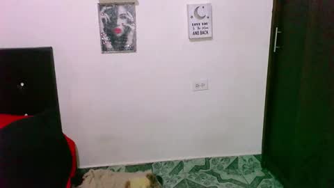 Snapshot of zaray_45bella chatting on September 27, 2025, 10:15 pm zaray online show from September 27, 2025, 10:15 pm