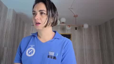 Isabella online show from February 17, 2026, 12:45 pm