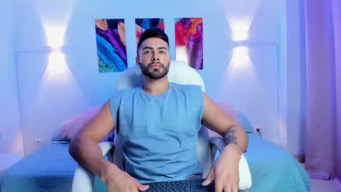 Snapshot of zarekfox chatting on September 18, 2025, 11:51 pm Zarek online show from September 18, 2025, 11:51 pm