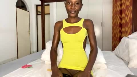 Snapshot of zaria_amara chatting on July 20, 2026, 6:54 pm zaria_amara online show from July 20, 2026, 6:54 pm